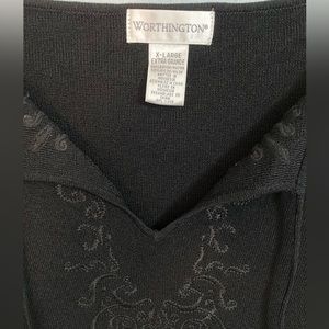 Worthington size XL embroidery detailed sweater
